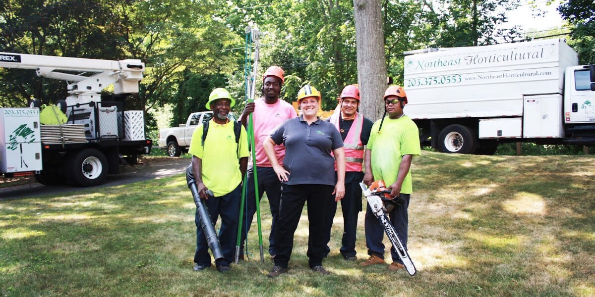 northeast-horticultural-service-team